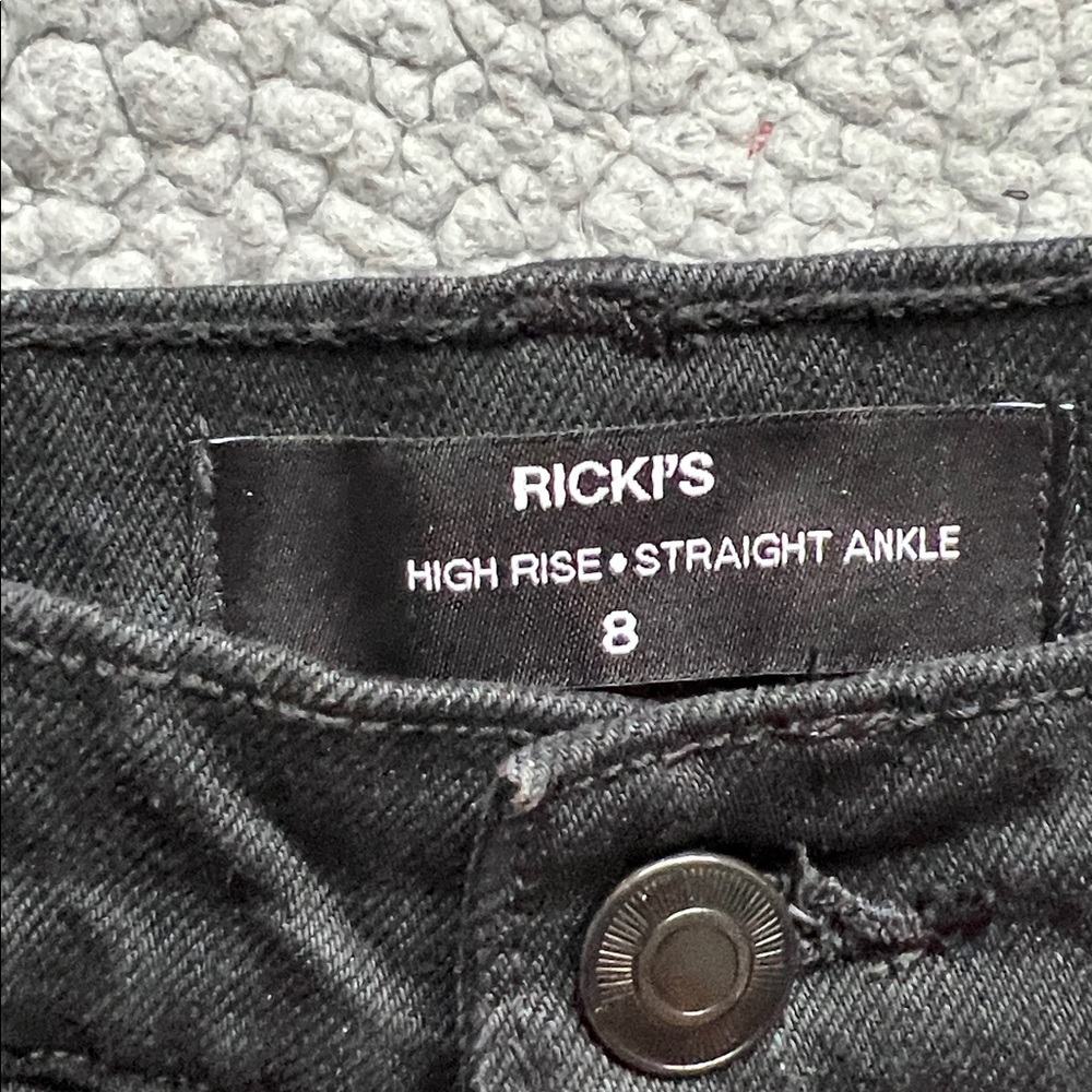 NWT Ricki’s Sloane Straight Ankle Jeans - Picture 4 of 7